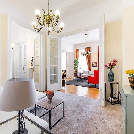 Elegant & Stylish Apartment City Center Budapesta Exterior foto