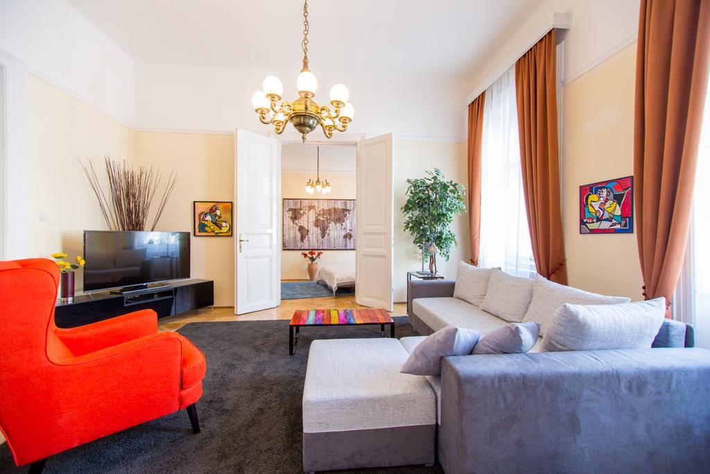Elegant & Stylish Apartment City Center Budapesta Exterior foto