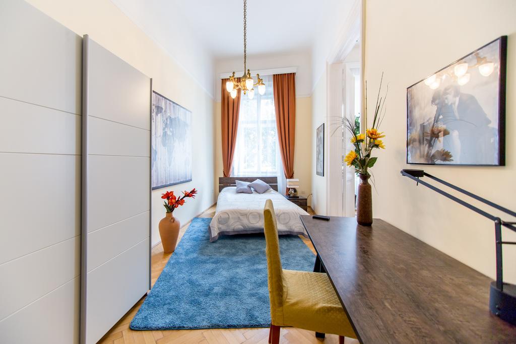 Elegant & Stylish Apartment City Center Budapesta Exterior foto